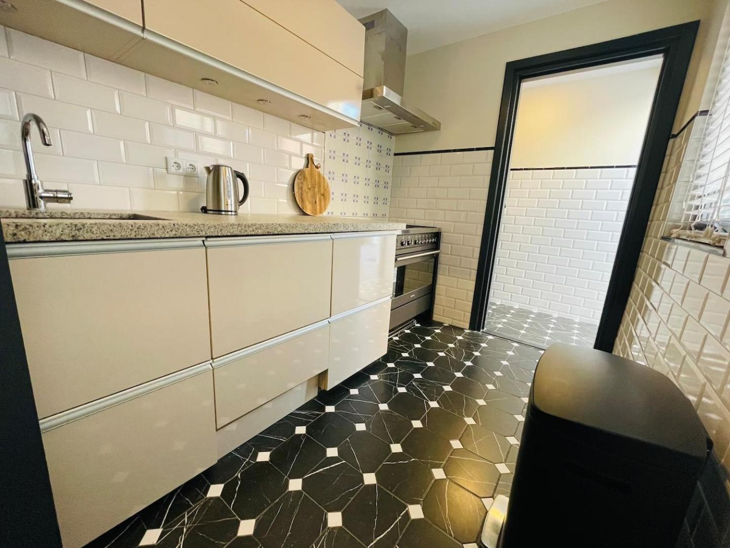 Petite Room With Wifi, Ac, And Shared Kitchen Tilburg Dış mekan fotoğraf