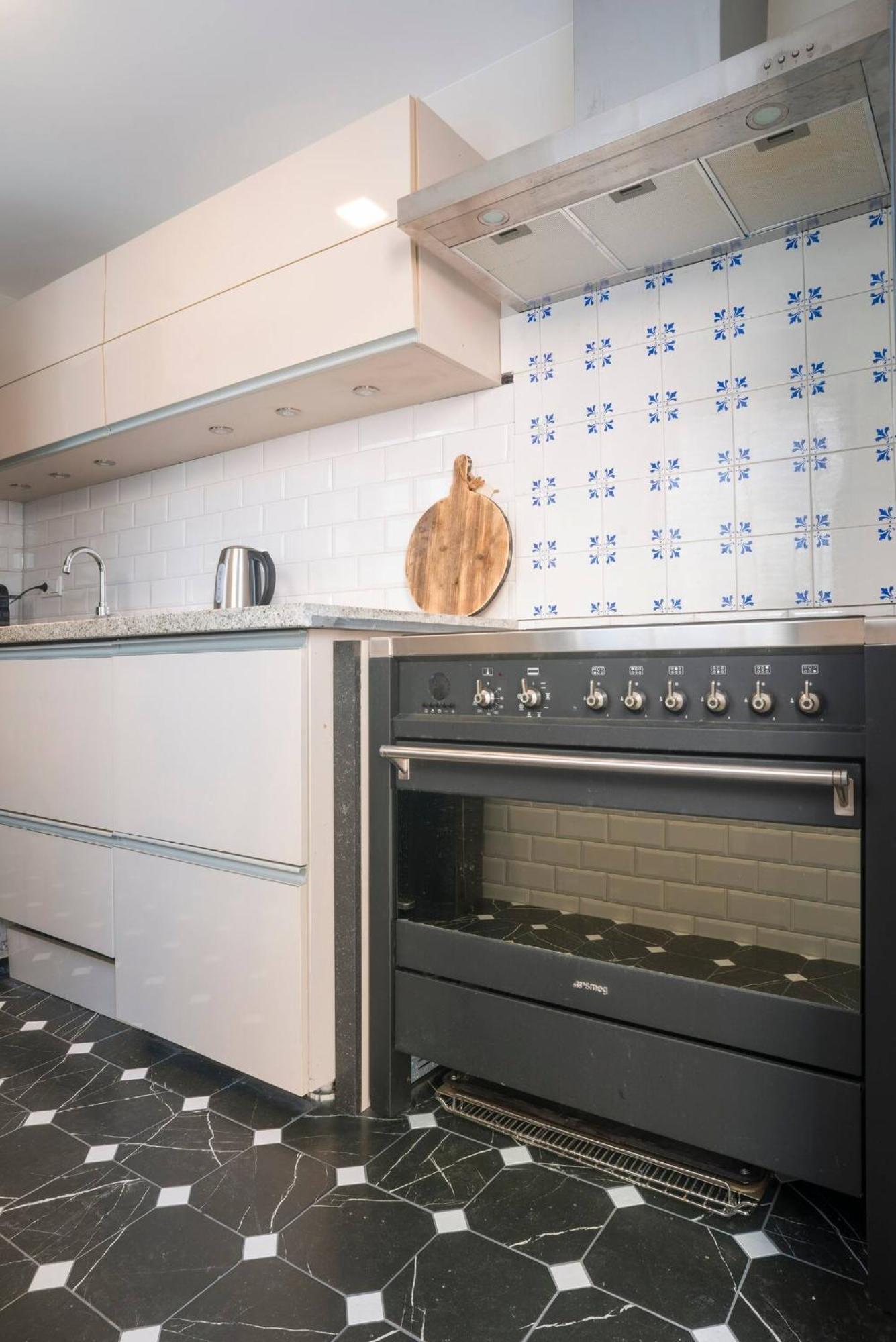 Petite Room With Wifi, Ac, And Shared Kitchen Tilburg Dış mekan fotoğraf
